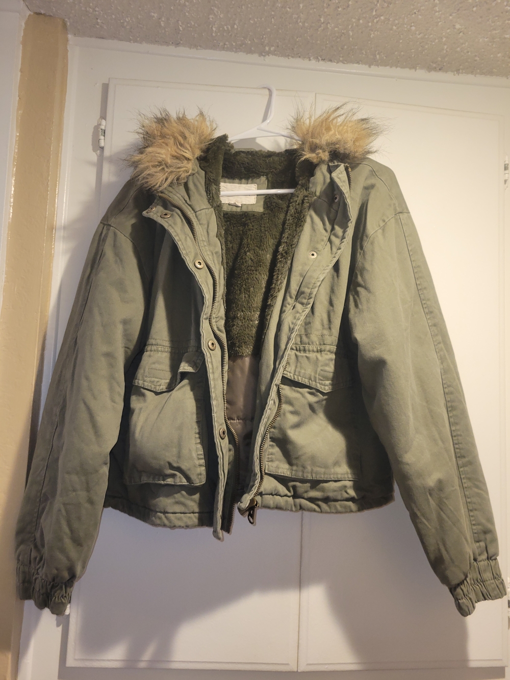 Aeropostale Olive Green Faux Fur Trim Bomber Jacket